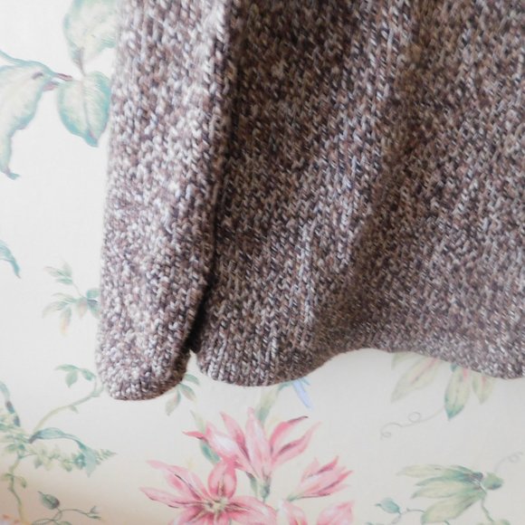 🦔 Forest Girl Cardi Button Sweater 🦔🐾 - Picture 6 of 13